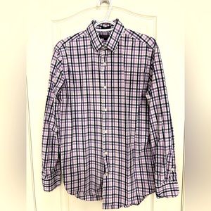 Men’s Banana Republic medium Camden fit button down. 120S Supima Cotton